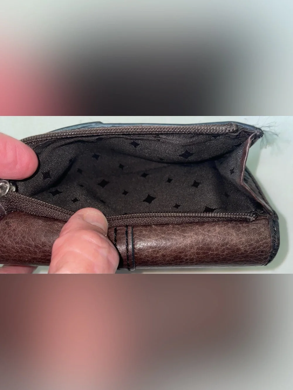 Vintage Fossil Maddox Dark Brown Leather Trifold Wallet Keyhole Logo